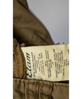 La garantie Once Again : 560324 vêtements d'occasion de marque en état irréprochable.