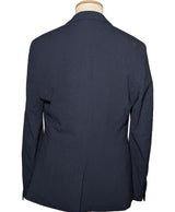 La garantie Once Again : 560443 vêtements d'occasion de marque en état irréprochable.