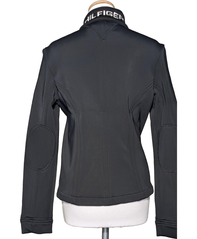 Expérience d'achat simple et satisfaisante pour cette fripe 560460 de qualité, offert par Once Again.