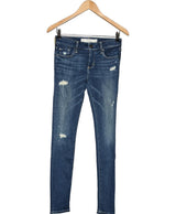La garantie Once Again : 560470 vêtements d'occasion de marque en état irréprochable.