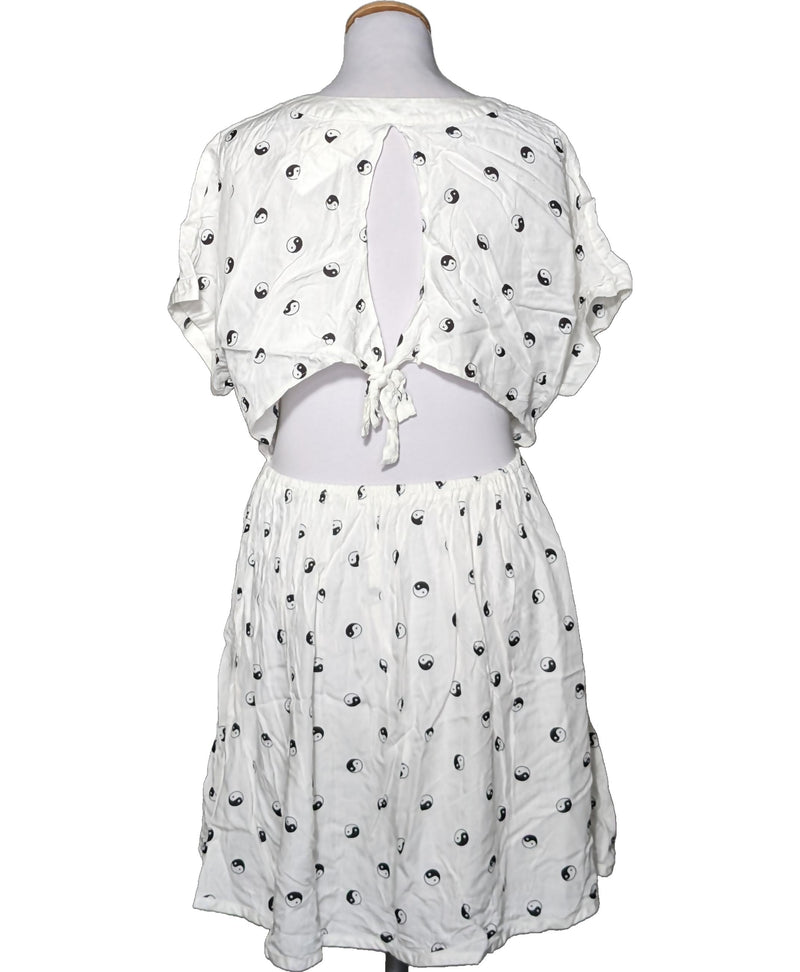 Once Again présente : 560675 mode éco-responsables, confort et style accessible.