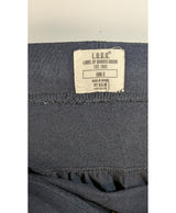 560686 Once Again, la référence de la friperie en ligne pour des achats de vêtements d'occasion sans souci et en état parfait.