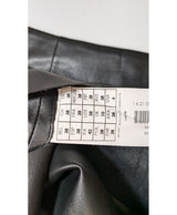 Expérience d'achat simple et satisfaisante pour cette fripe 561019 de qualité, offert par Once Again.