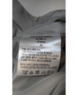 561498 Once Again, la référence de la friperie en ligne pour des achats de vêtements d'occasion sans souci et en état parfait.