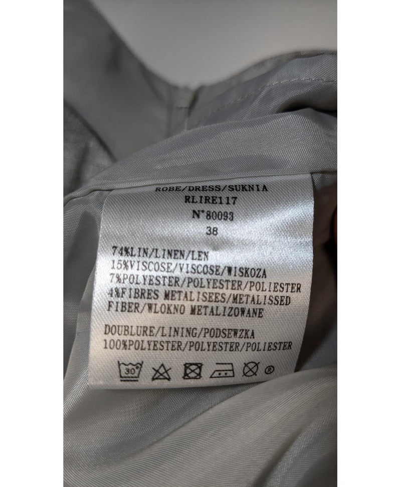 561498 Once Again, la référence de la friperie en ligne pour des achats de vêtements d'occasion sans souci et en état parfait.