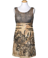 La garantie Once Again : 561538 vêtements d'occasion de marque en état irréprochable.