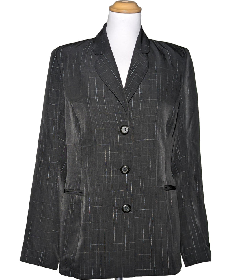 Le choix intelligent pour la mode durable, cette pièce 561802 Once Again allie parfait état et prix abordable.