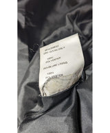 Élégance responsable avec cette pièce vintage 561802 en parfait état, sélectionnée par Once Again.