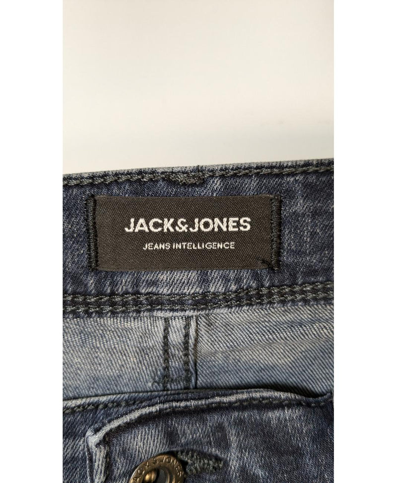 Élégance responsable avec cette pièce vintage 562111 en parfait état, sélectionnée par Once Again.