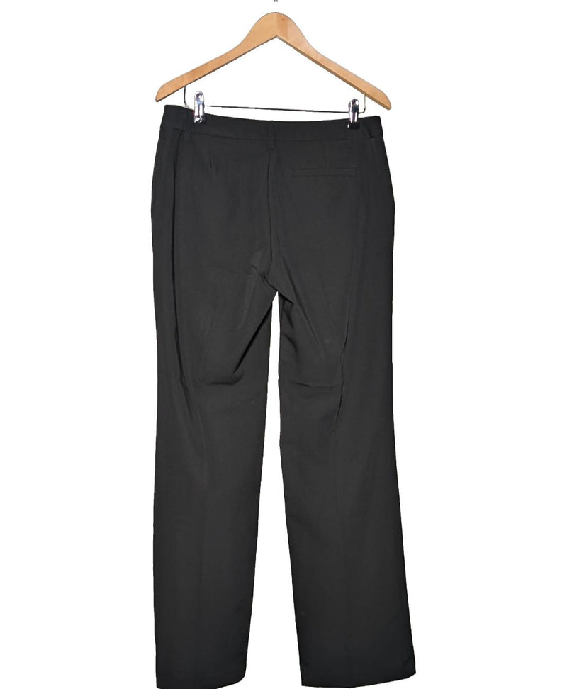 562161 Once Again, la référence de la friperie en ligne pour des achats de vêtements d'occasion sans souci et en état parfait.