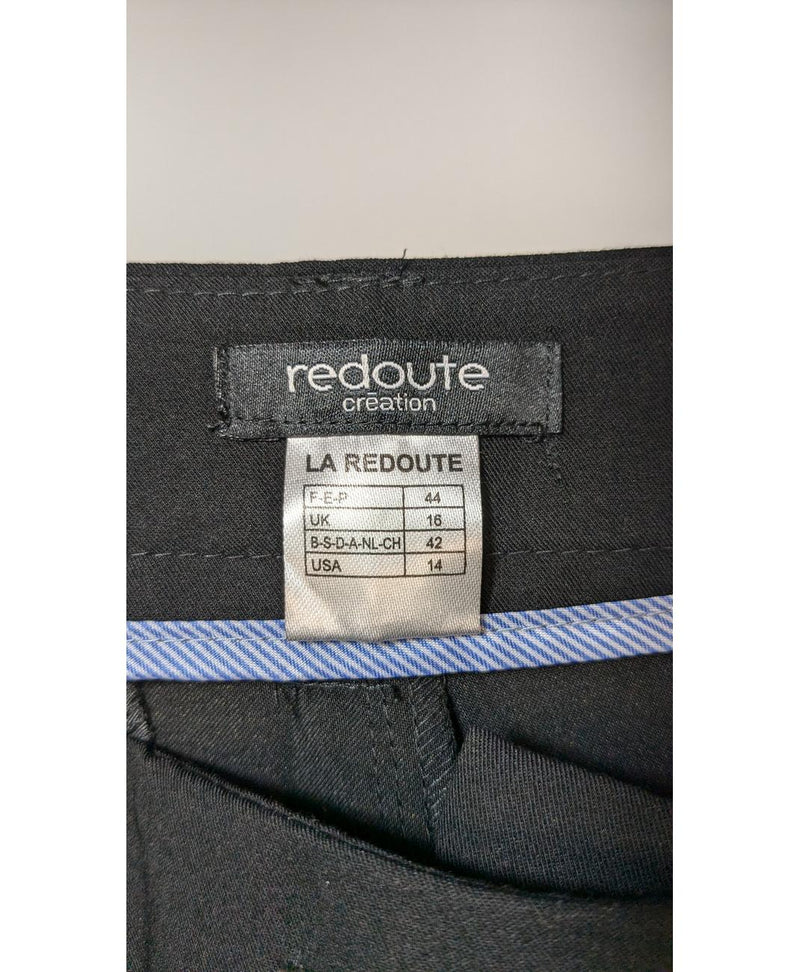 Le choix intelligent pour la mode durable, cette pièce 562161 Once Again allie parfait état et prix abordable.