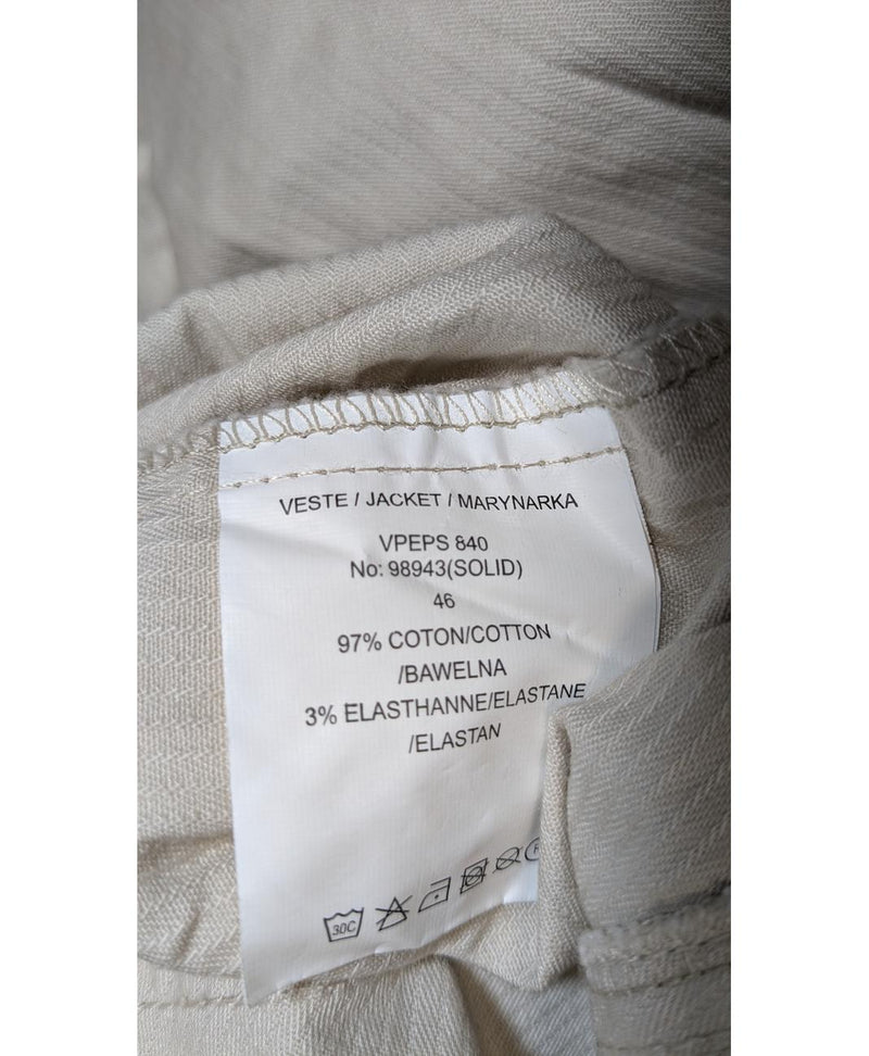 Shopping simplifié avec Once Again pour 562168 : trouvez des pièces uniques en très bon état en quelques clics.