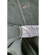 La garantie Once Again : 562320 vêtements d'occasion de marque en état irréprochable.