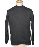 La garantie Once Again : 562548 vêtements d'occasion de marque en état irréprochable.