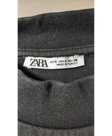 562548 Once Again, la référence de la friperie en ligne pour des achats de vêtements d'occasion sans souci et en état parfait.