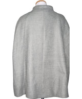 562592 Once Again, la référence de la friperie en ligne pour des achats de vêtements d'occasion sans souci et en état parfait.