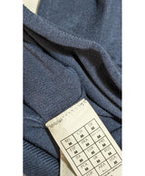 562819 Once Again, la référence de la friperie en ligne pour des achats de vêtements d'occasion sans souci et en état parfait.