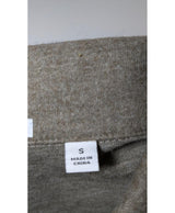 563009 Once Again, la référence de la friperie en ligne pour des achats de vêtements d'occasion sans souci et en état parfait.