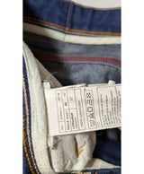 La garantie Once Again : 563070 vêtements d'occasion de marque en état irréprochable.