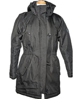 La garantie Once Again : 563154 vêtements d'occasion de marque en état irréprochable.