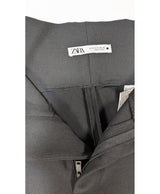 Le choix intelligent pour la mode durable, cette pièce 563167 Once Again allie parfait état et prix abordable.
