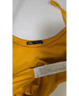 563214 Once Again, la référence de la friperie en ligne pour des achats de vêtements d'occasion sans souci et en état parfait.