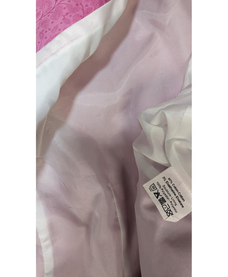 Le choix intelligent pour la mode durable, cette pièce 563248 Once Again allie parfait état et prix abordable.