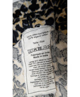 Le choix intelligent pour la mode durable, cette pièce 563357 Once Again allie parfait état et prix abordable.