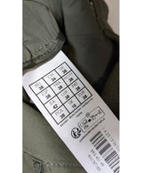 Le choix intelligent pour la mode durable, cette pièce 563360 Once Again allie parfait état et prix abordable.