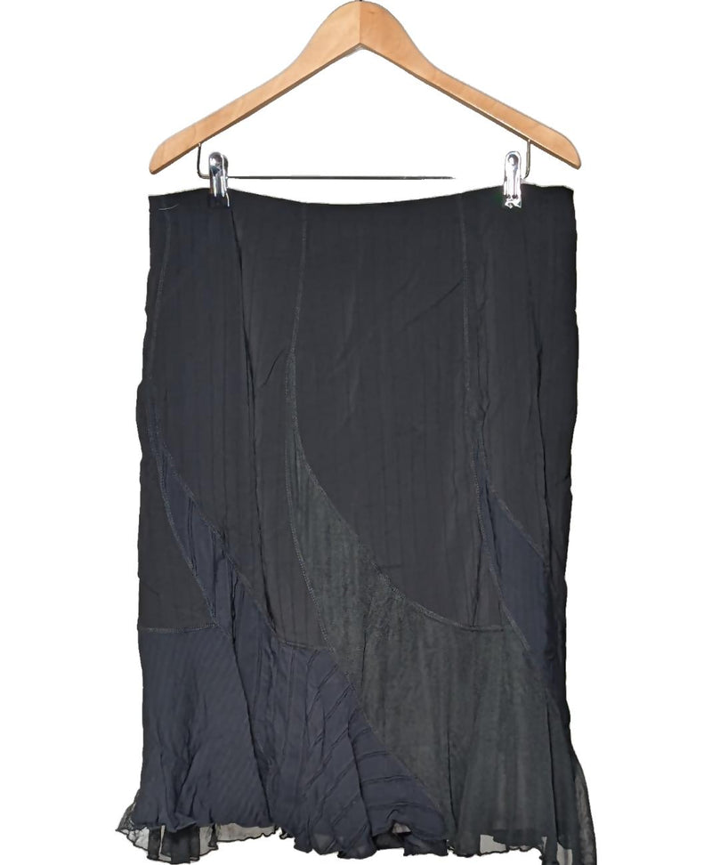 Expérience d'achat simple et satisfaisante pour cette fripe 563384 de qualité, offert par Once Again.