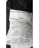 La garantie Once Again : 563472 vêtements d'occasion de marque en état irréprochable.