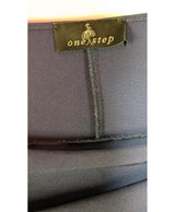 Expérience d'achat simple et satisfaisante pour cette fripe 563503 de qualité, offert par Once Again.