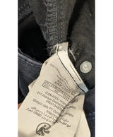 563512 Once Again, la référence de la friperie en ligne pour des achats de vêtements d'occasion sans souci et en état parfait.
