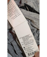 Expérience d'achat simple et satisfaisante pour cette fripe 563567 de qualité, offert par Once Again.