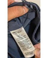 Expérience d'achat simple et satisfaisante pour cette fripe 563578 de qualité, offert par Once Again.