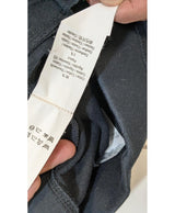 563587 Once Again, la référence de la friperie en ligne pour des achats de vêtements d'occasion sans souci et en état parfait.