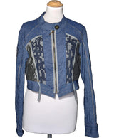 La garantie Once Again : 563754 vêtements d'occasion de marque en état irréprochable.