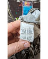 563806 Once Again, la référence de la friperie en ligne pour des achats de vêtements d'occasion sans souci et en état parfait.