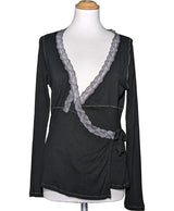 Expérience d'achat simple et satisfaisante pour cette fripe 563811 de qualité, offert par Once Again.