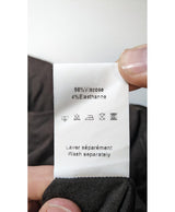 Élégance responsable avec cette pièce vintage 563827 en parfait état, sélectionnée par Once Again.