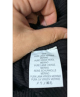 La garantie Once Again : 563928 vêtements d'occasion de marque en état irréprochable.