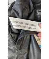 Shopping simplifié avec Once Again pour 563986 : trouvez des pièces uniques en très bon état en quelques clics.