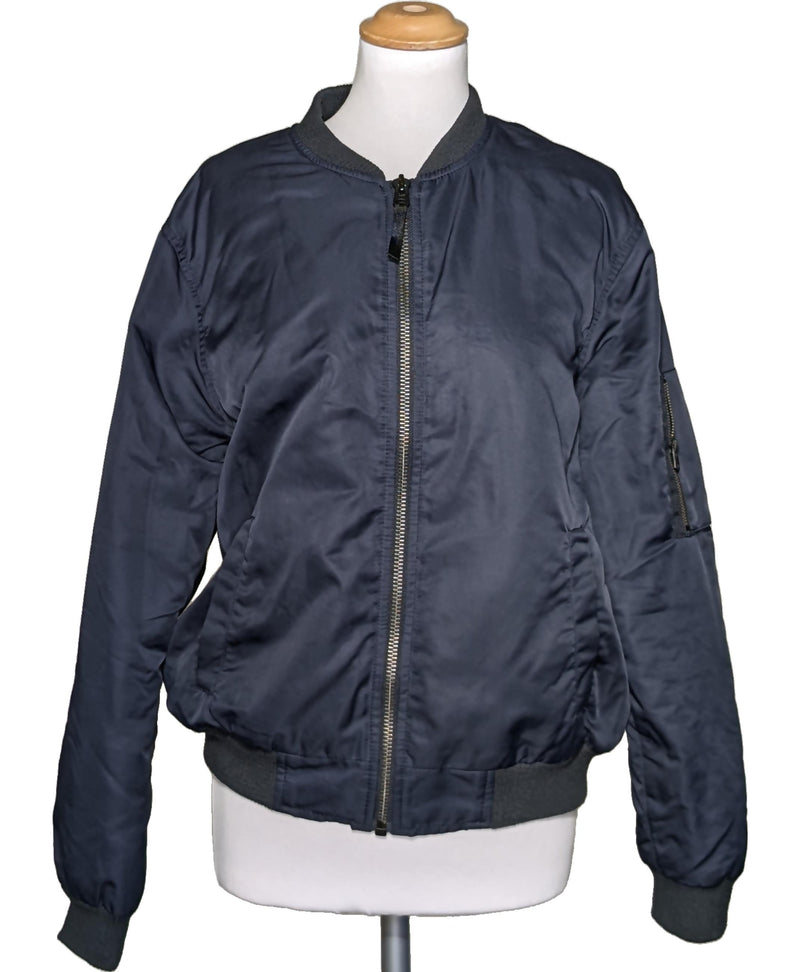 Expérience d'achat simple et satisfaisante pour cette fripe 563988 de qualité, offert par Once Again.