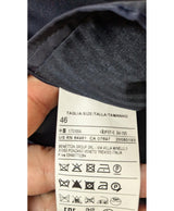 Expérience d'achat simple et satisfaisante pour cette fripe 564205 de qualité, offert par Once Again.