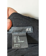 Expérience d'achat simple et satisfaisante pour cette fripe 564265 de qualité, offert par Once Again.