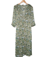 La garantie Once Again : 564312 vêtements d'occasion de marque en état irréprochable.