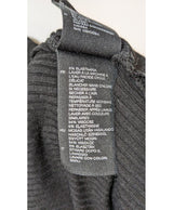564322 Once Again, la référence de la friperie en ligne pour des achats de vêtements d'occasion sans souci et en état parfait.