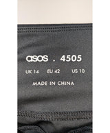 Expérience d'achat simple et satisfaisante pour cette fripe 564367 de qualité, offert par Once Again.