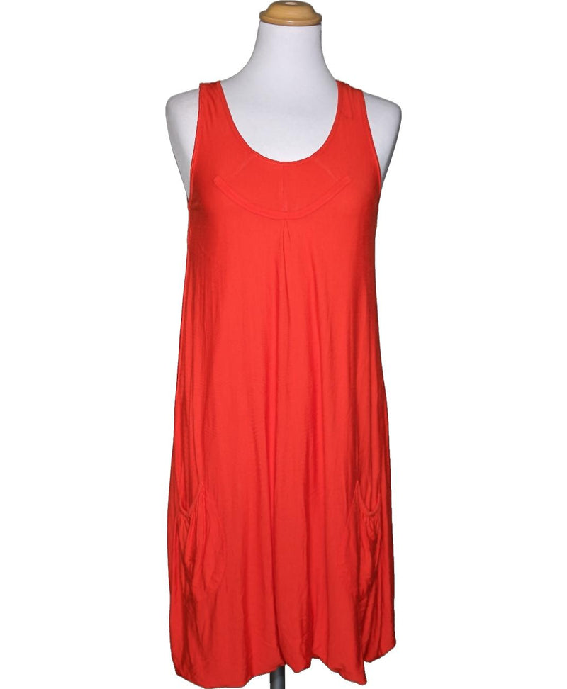 564554 Once Again, la référence de la friperie en ligne pour des achats de vêtements d'occasion sans souci et en état parfait.