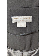 La garantie Once Again : 564617 vêtements d'occasion de marque en état irréprochable.
